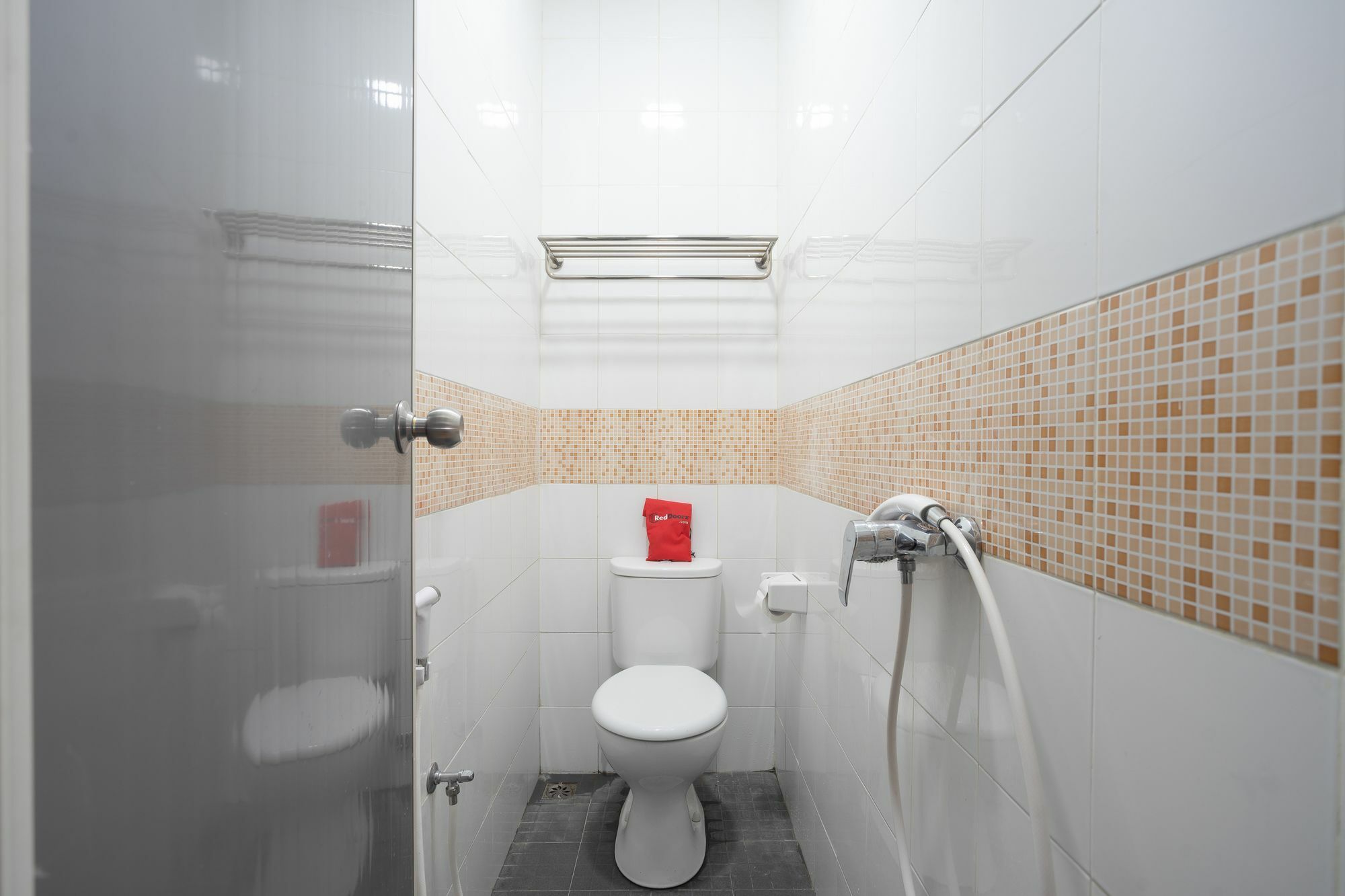 ג'קרטה Reddoorz Plus @ Danau Sunter Utara מראה חיצוני תמונה